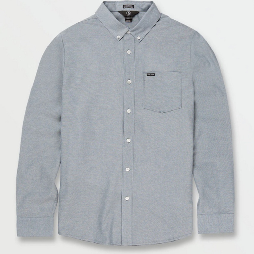 Men’s Volcom Curwin Long Sleeve Woven Button Down in Blue - Sz M